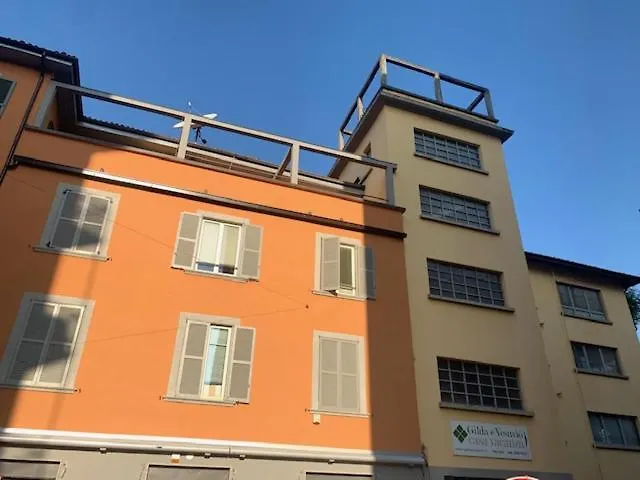 Gilda E Vesuvio